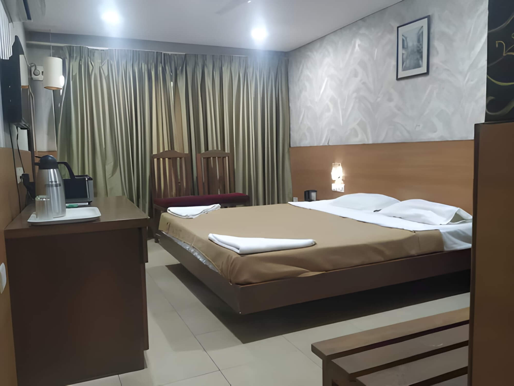 AC Deluxe Room